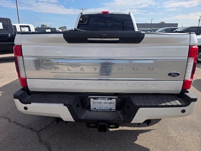 2022 Ford F-450SD Platinum DRW