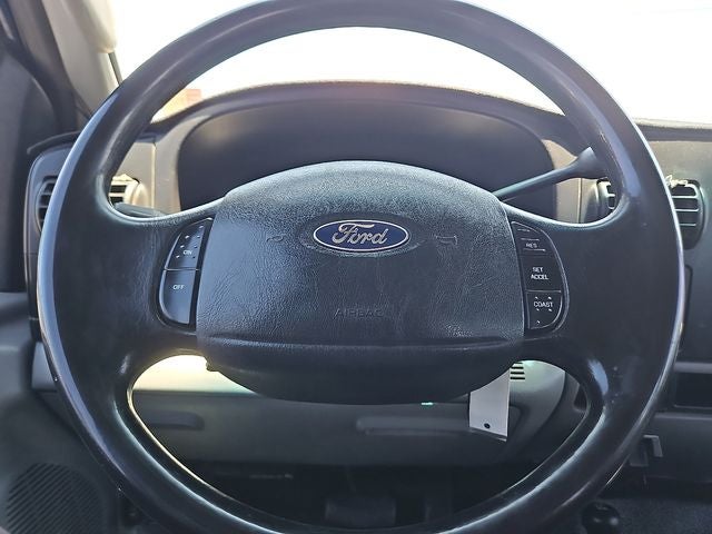 2005 Ford F-350SD XL