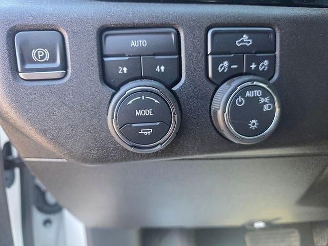 2025 Chevrolet Silverado 1500 LT LT1