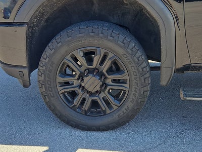 2023 GMC Sierra 2500HD Denali