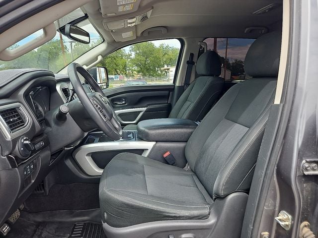 2016 Nissan Titan XD SV