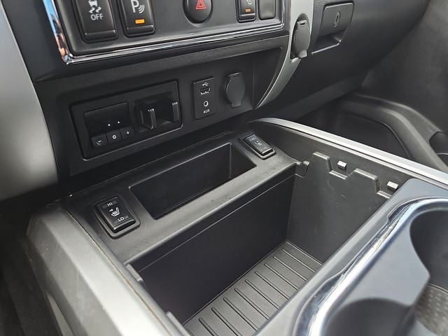 2016 Nissan Titan XD SV
