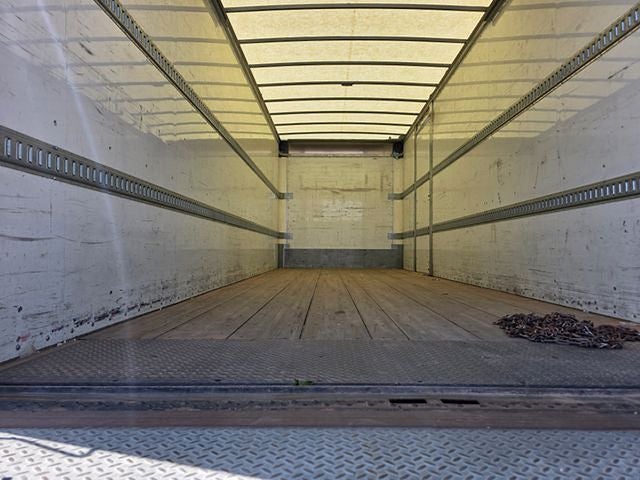 2018 Freightliner M2 106